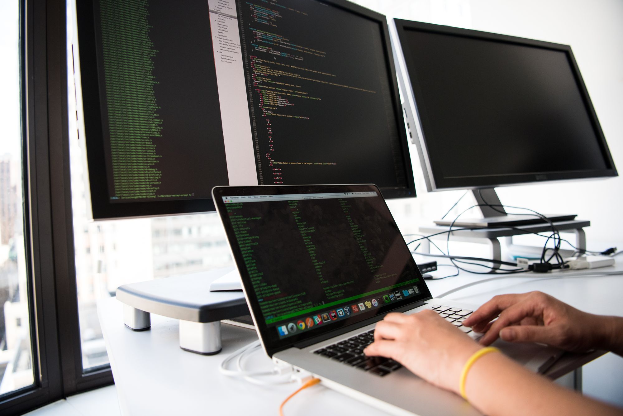 Workstation running diffusion model pipeline for campaign visual production